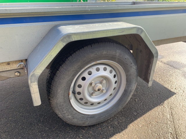 781054-7 Trailer 650kg with folding bed Respo Trailers B1B - 2011