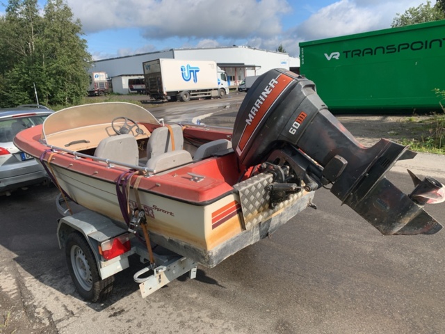 781055-8 Motorboat EMS 93 Sport with engine Mariner 60hp