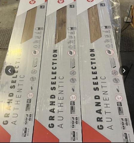 1073691-4 Authentic Natural Oak HDF 100 sq.m