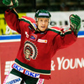 1073314-2 Play padle with Pebben Axelsson and Niklas Andersson from Frölunda Hockey