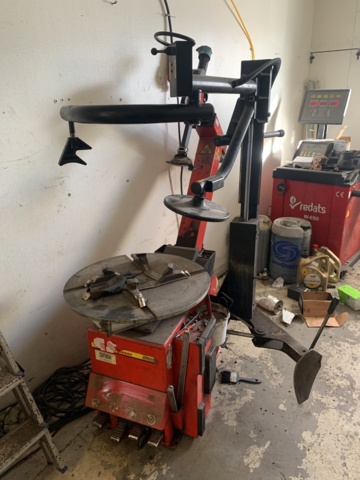 781056-1 Tire inverting machine GS Boxer MH320 -2004
