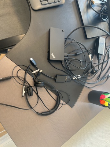 897432-7 Workstation docking station