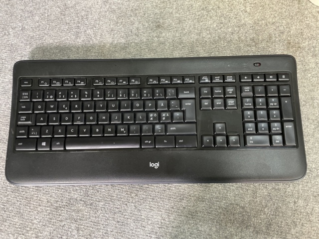 996564-7 Everything in the box