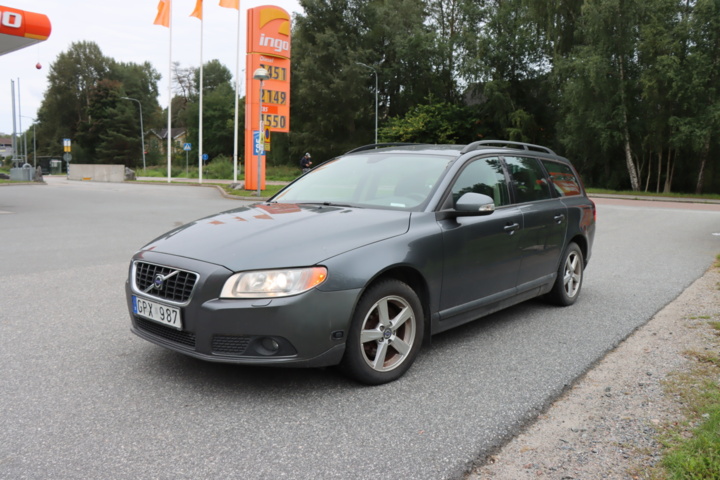 1047464-4 Volvo V70 2.0 Flexifuel - 2008