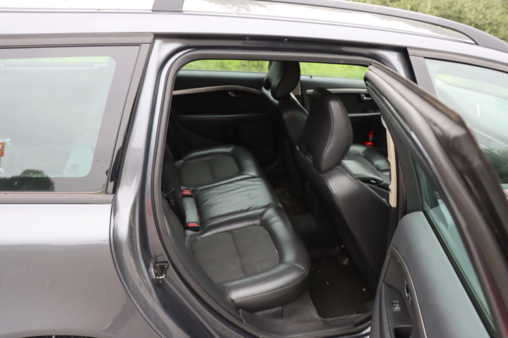1047464-22 Volvo V70 2.0 Flexifuel - 2008