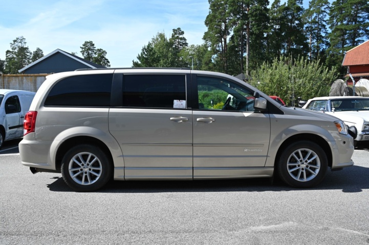 1073554-4 Dodge Grand Caravan 3.6 V6 Flex Fuel - 2013 (Wheelchair Adapted)