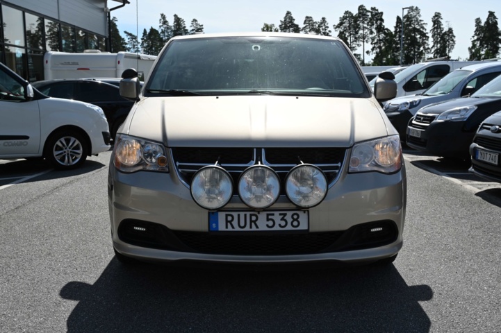 1073554-2 Dodge Grand Caravan 3.6 V6 Flex Fuel - 2013 (Wheelchair Adapted)