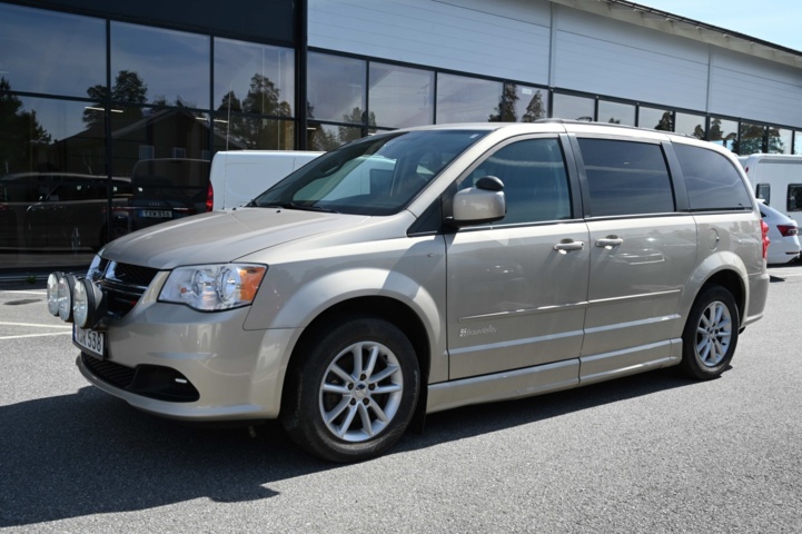 1073554-1 Dodge Grand Caravan 3.6 V6 Flex Fuel - 2013 (Wheelchair Adapted)
