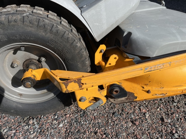 1013291-3 Stiga V301 Riding mower