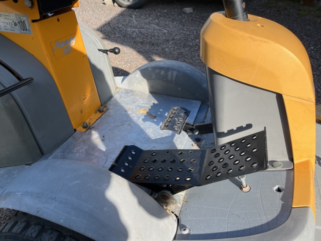 1013291-4 Stiga V301 Riding mower