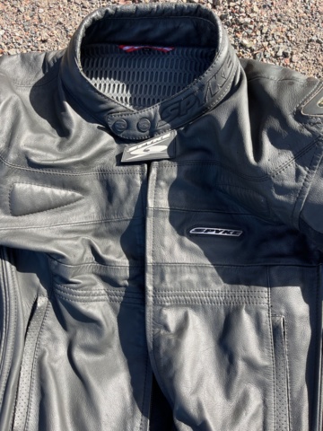 1013303-7 Skinnställ 2-delat Spyke Sport Touring Strl 54