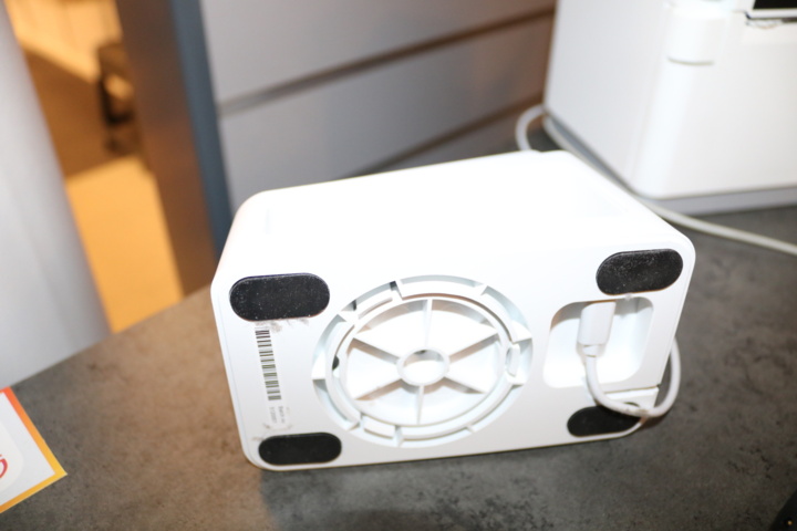 998707-3 Payment terminal & receipt printer.