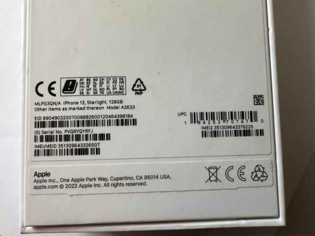 825120-4 iPhone 13, 128 GB gold starlight, withdrawn 2022