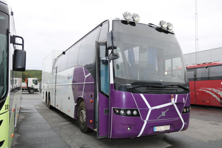 998695-3 Freight bus VOLVO B12M. 2007 #New info under notes#