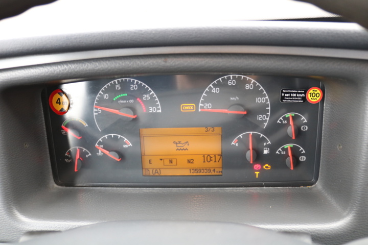 998695-98 Freight bus VOLVO B12M. 2007 #New info under notes#