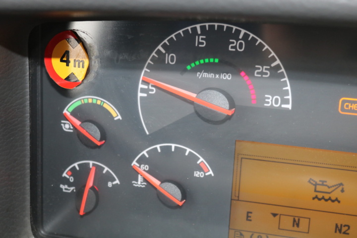 998695-99 Freight bus VOLVO B12M. 2007 #New info under notes#