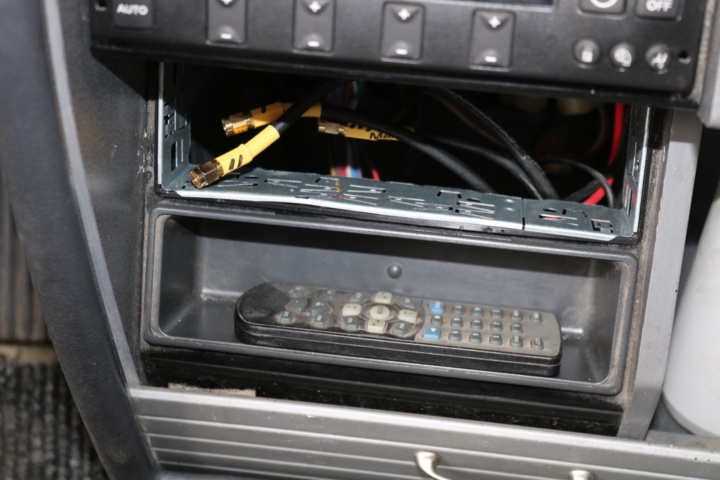 998695-106 Freight bus VOLVO B12M. 2007 #New info under notes#