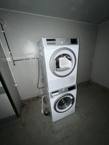 1075108-1 Washing machine, Smeg DHT82EIN & WHT1114LSIN