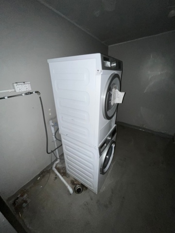 1075108-3 Washing machine, Smeg DHT82EIN & WHT1114LSIN