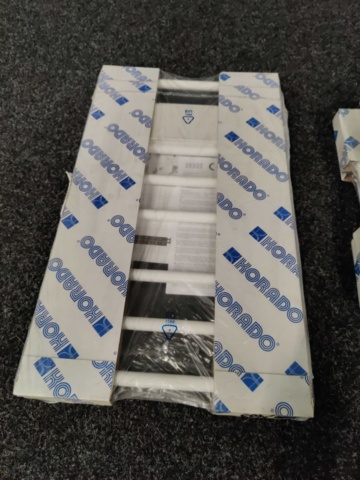 1075168-4 5 towel warmers Korado