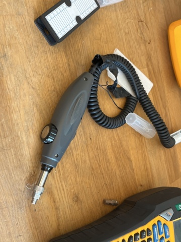 1057060-6 Mätinstrument , fibersvets m.m. / Fluke Versiv & DVP-740 Fusion Splicer