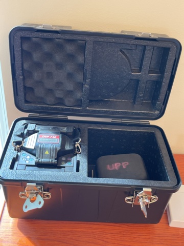 1057060-7 Mätinstrument , fibersvets m.m. / Fluke Versiv & DVP-740 Fusion Splicer