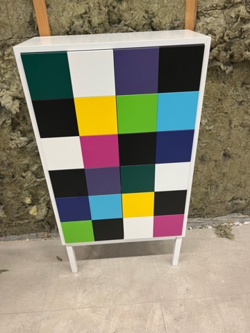 1061132-1 Designskåp A2