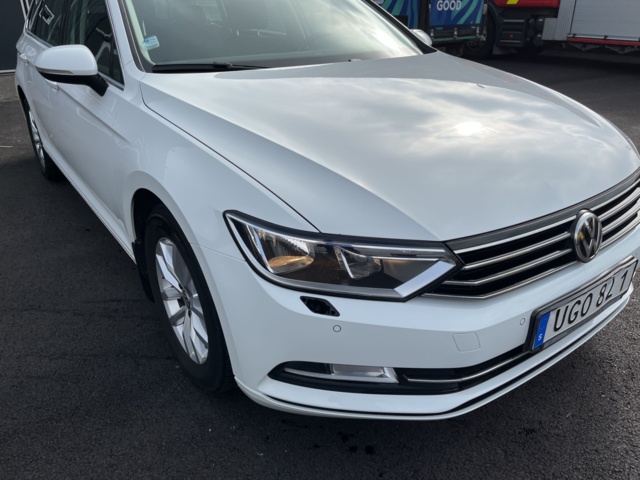 1051045-17 Volkswagen Passat Sports Combi 1.5 TSI - 2019