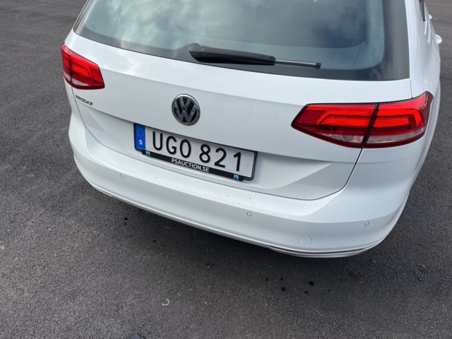 1051045-22 Volkswagen Passat Sports Combi 1.5 TSI - 2019