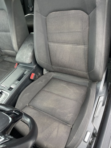 1051045-31 Volkswagen Passat Sports Combi 1.5 TSI - 2019