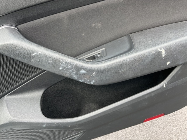 1051045-38 Volkswagen Passat Sports Combi 1.5 TSI - 2019