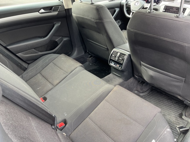 1051045-41 Volkswagen Passat Sports Combi 1.5 TSI - 2019