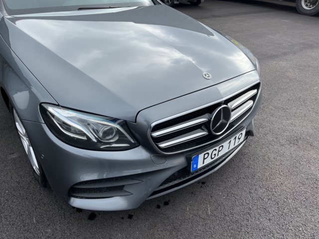 1051042-12 Mercedes-Benz E 220 T d 9G-Tronic - 2017