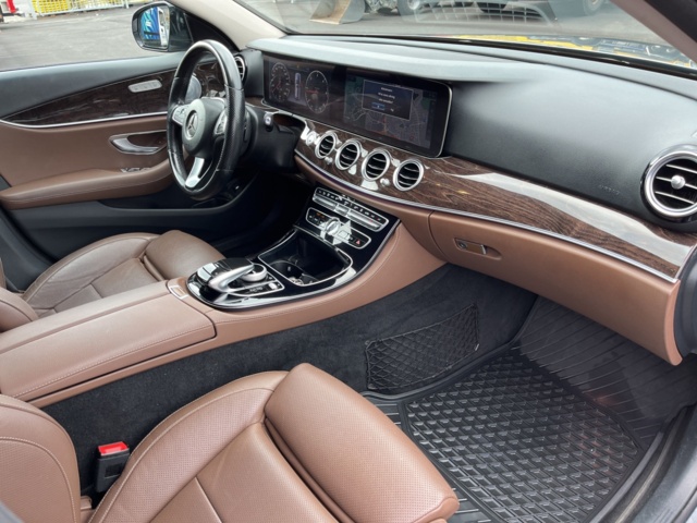 1051042-33 Mercedes-Benz E 220 T d 9G-Tronic - 2017