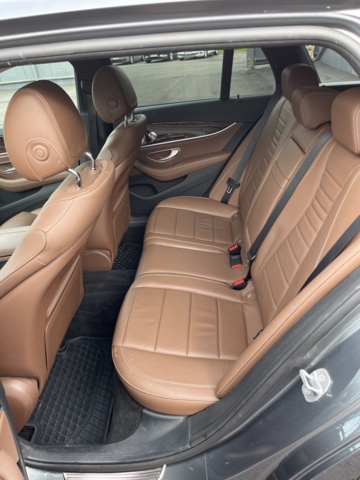 1051042-48 Mercedes-Benz E 220 T d 9G-Tronic - 2017