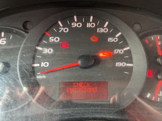 1051039-40 Renault Master Chassis Cab 3.5 T 2.3 dCi - 2013