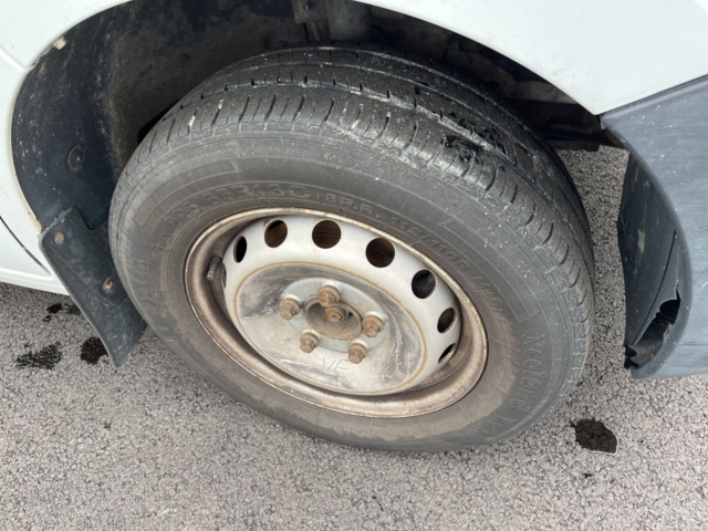 1051039-11 Renault Master Chassis Cab 3.5 T 2.3 dCi - 2013