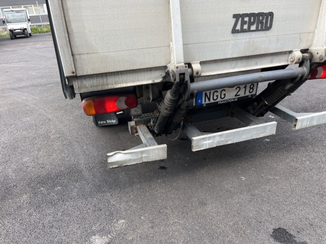 1051039-17 Renault Master Chassis Cab 3.5 T 2.3 dCi - 2013