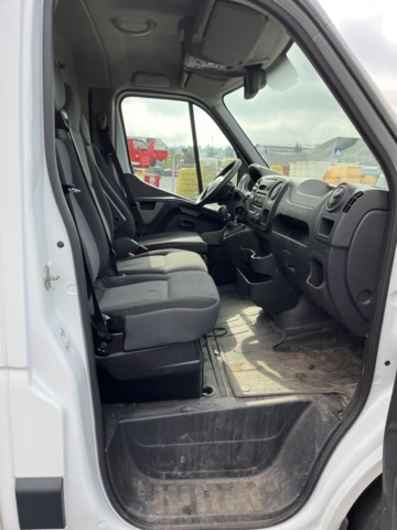 1051039-29 Renault Master Chassis Cab 3.5 T 2.3 dCi - 2013