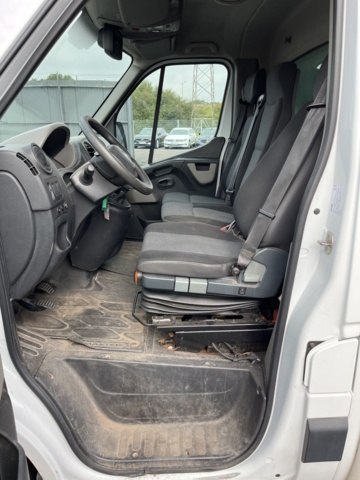 1051039-25 Renault Master Chassis Cab 3.5 T 2.3 dCi - 2013