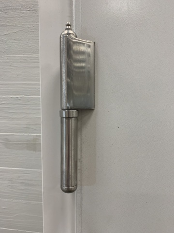 1075483-8 Steel door