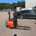 1049202-3 Track stacker BT SWE 120L -2006