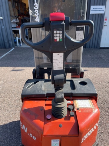 1049202-9 Track stacker BT SWE 120L -2006