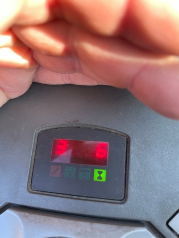 1049202-24 Track stacker BT SWE 120L -2006