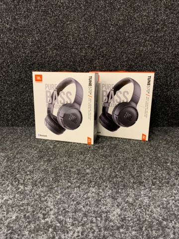 1075000-3 2 wireless on-ear headphones JBL T570 BT - Black