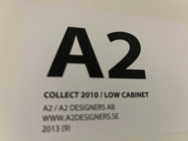 1061132-12 Designskåp A2