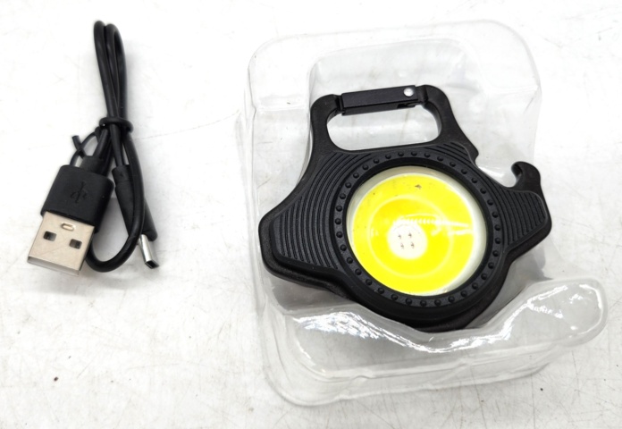 1076083-2 4 pcs Rechargeable Flashlight/camping lamp - shipping included