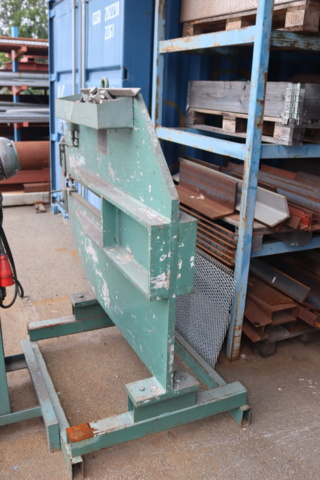 1076035-1 Sheet metal cutter Pullmax B2