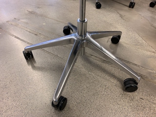 1036704-5 Conference chairs