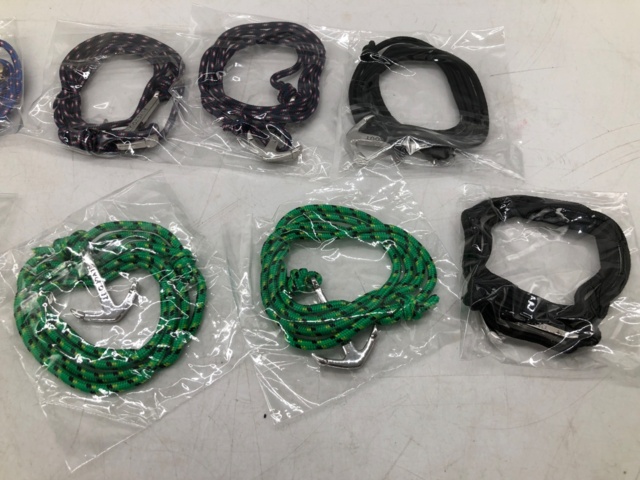 1076120-3 10 st Blvckout armband i olika färger - Frakt ingår (1125)